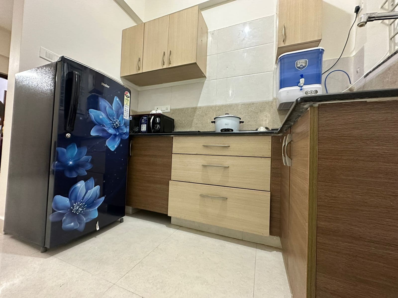 Insta Livinn — Flat in AECS Layout, Bengaluru