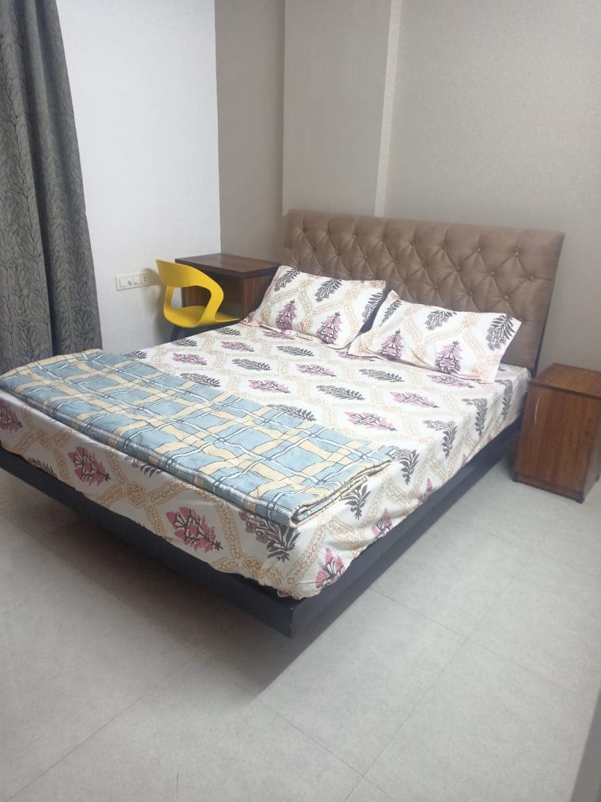 Insta Livinn — Flat in AECS Layout, Bengaluru — photo 7 of 9