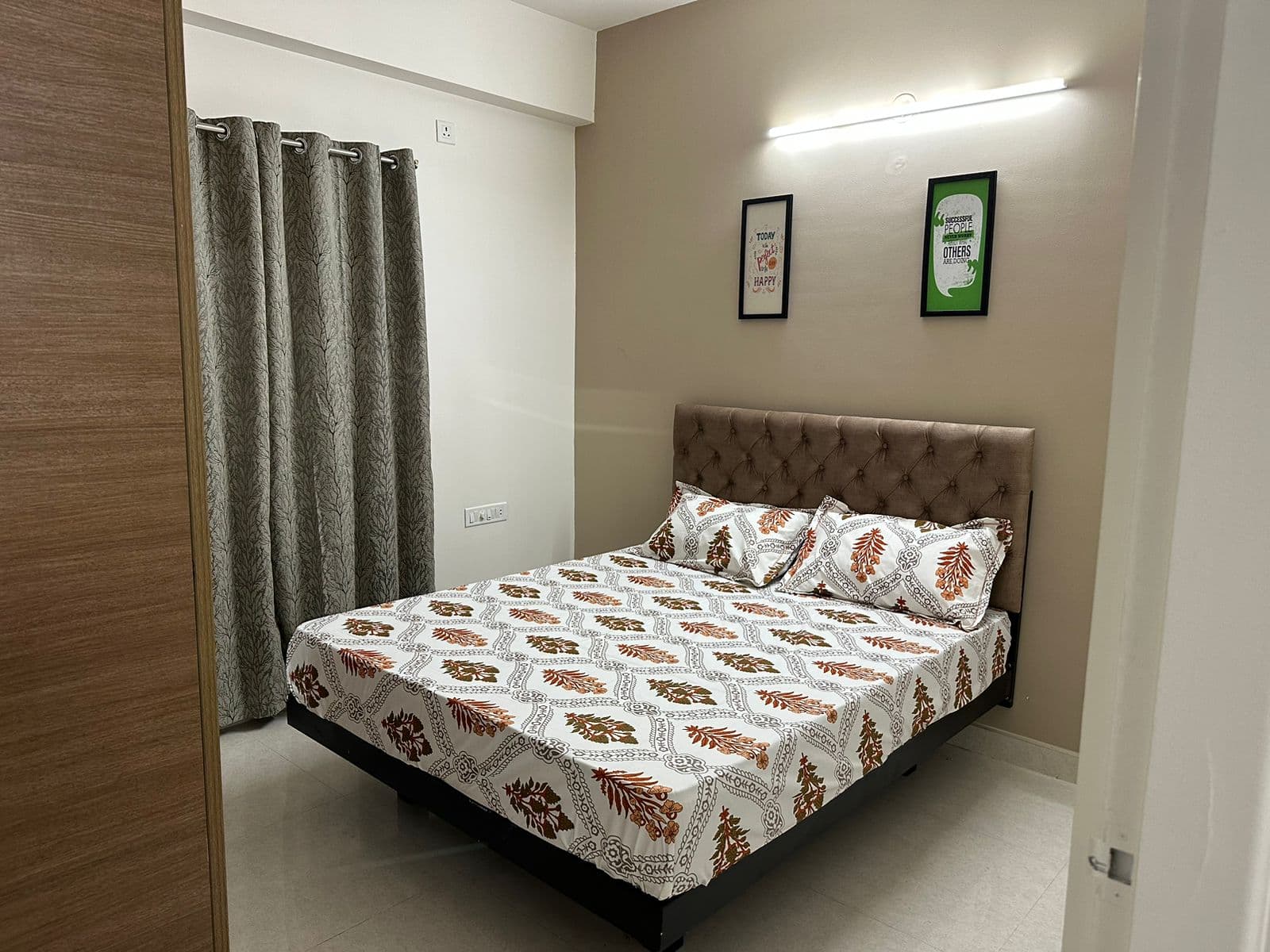 Insta Livinn — Flat in AECS Layout, Bengaluru — photo 3 of 9